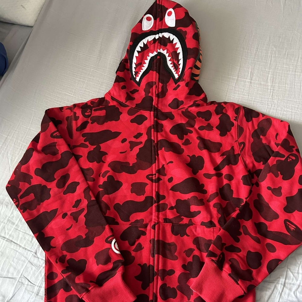 Red camo bape size medium